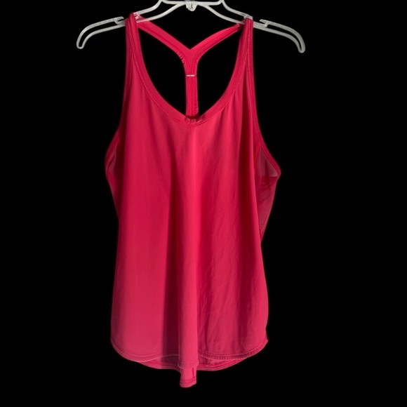 Lululemon tank - Picture 7 of 8